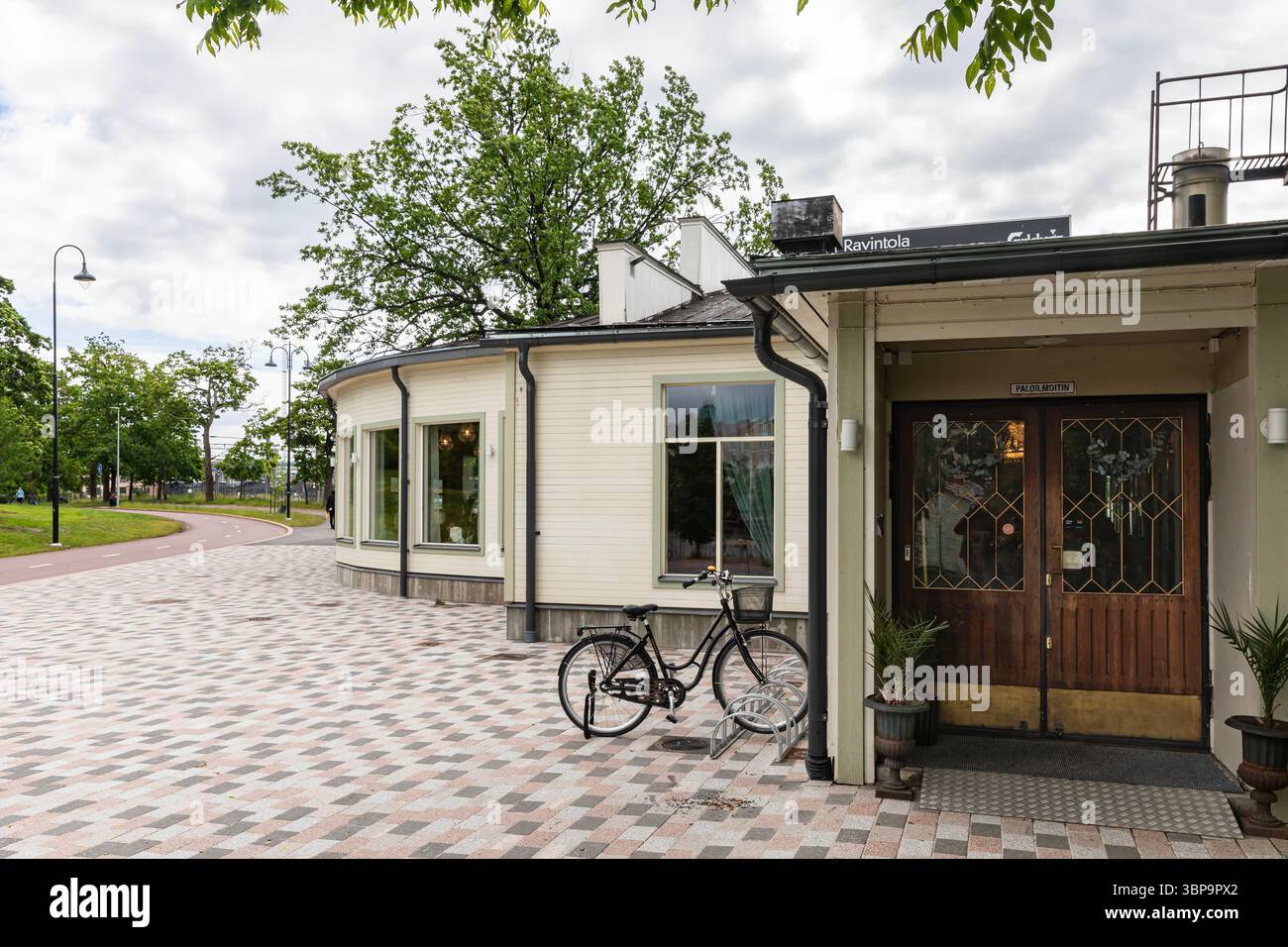 Kaisaniemi Helsinki. Caffè Cajsan Helmi. Il più antico edificio di ristoranti della Finlandia. Foto Stock