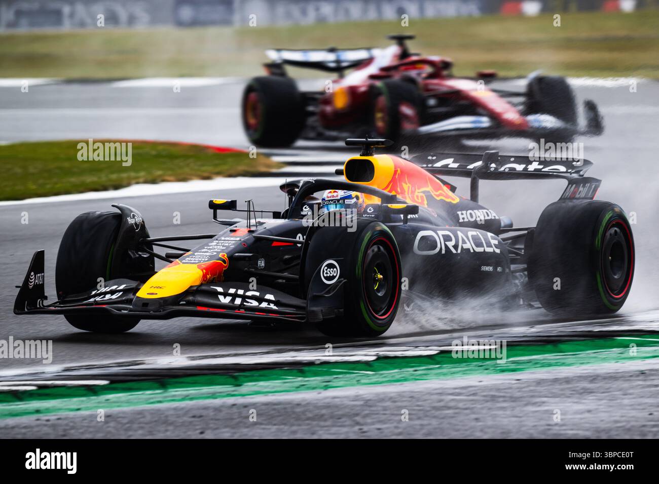 TOWCESTER, REGNO UNITO. 06 luglio: Max Verstapen della Red Bull Racing nella gara di domenica durante il Qatar Airways British Grand Prix 2025 sul circuito di Silverstone domenica 6 luglio 2025 a TOWCESTER, INGHILTERRA. Crediti: Taka G Wu/Alamy Live News Foto Stock