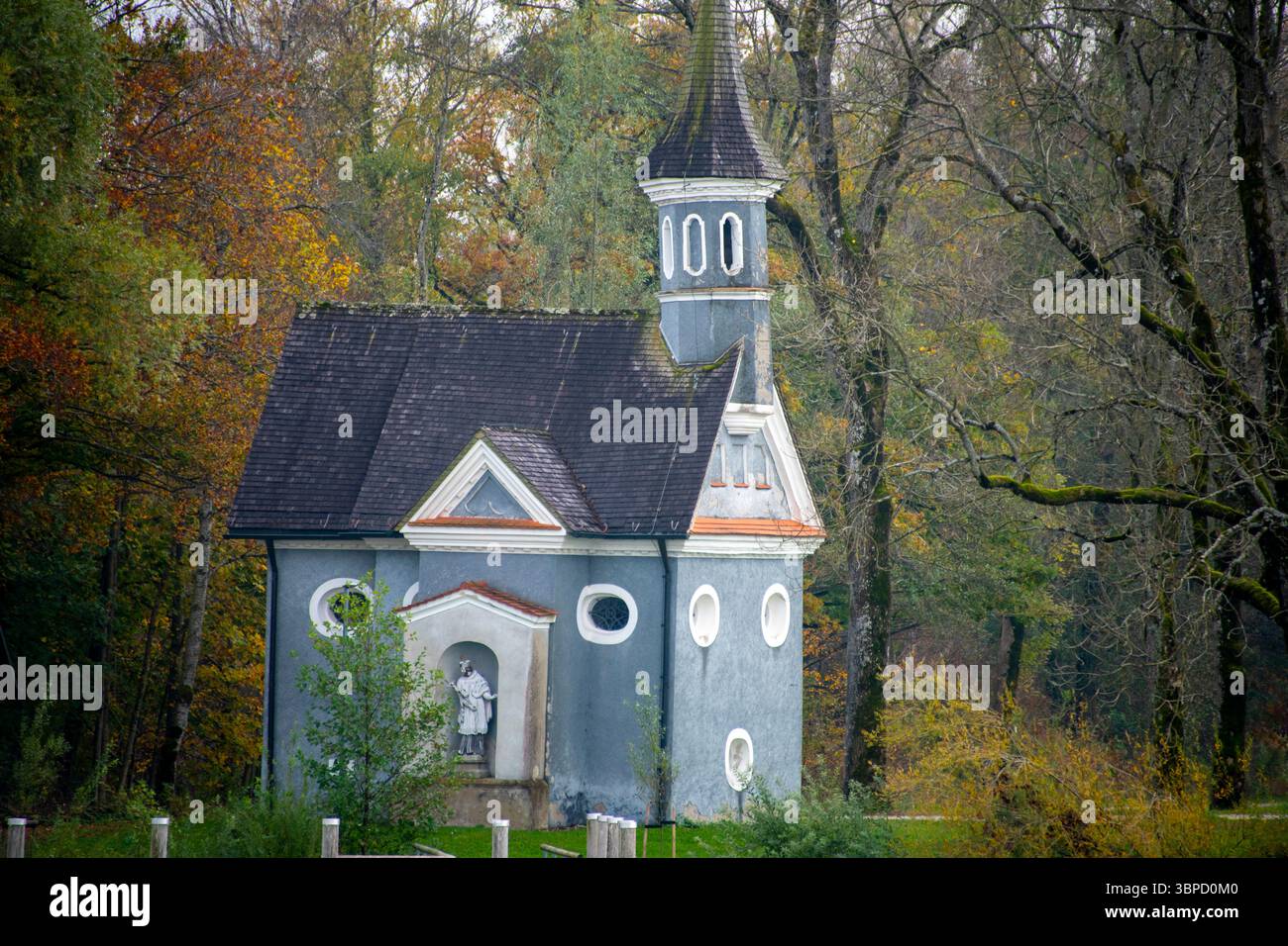 Cappella del Lago di Santa Croce a Chiemsee - Germania Foto Stock