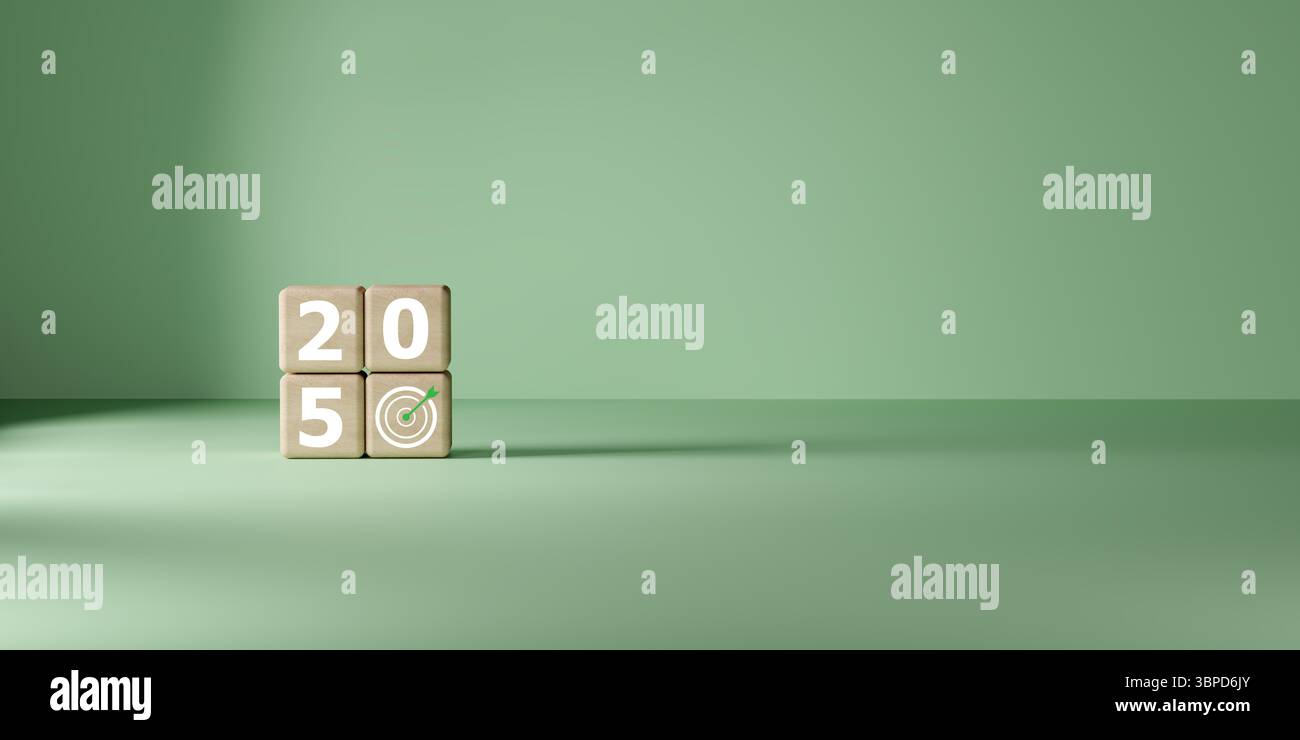 Blocchi di legno che scrivono 2050 con l'icona del bersaglio su sfondo verde, simboleggiano gli obiettivi di credito al carbonio, il target zero netto, l'azione per il clima e il sust a lungo termine Foto Stock