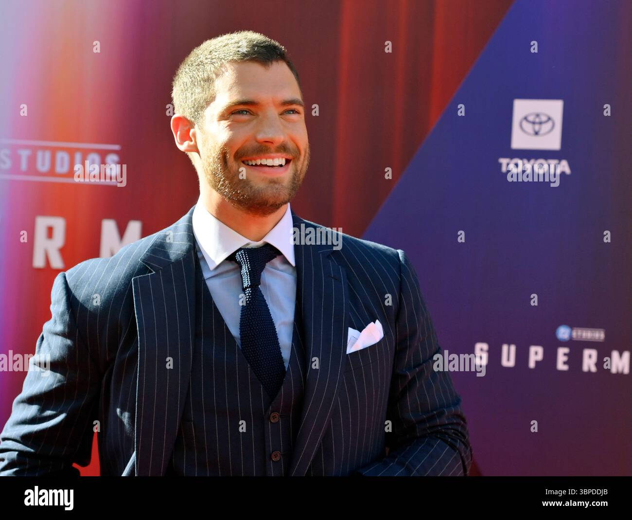 I membri del cast David Corenswet partecipano alla prima del film di fantascienza "Superman" al TCL Chinese Theatre nella sezione di Hollywood di Los Angeles lunedì 7 luglio 2025. Storia: Superman deve riconciliare la sua eredità aliena kryptoniana con la sua educazione umana come reporter Clark Kent. Come incarnazione della verità, della giustizia e del modo umano si ritrova presto in un mondo che li considera antiquati. Superman deve riconciliare la sua eredità aliena kryptoniana con la sua educazione umana come reporter Clark Kent. Come incarnazione della verità, della giustizia e del modo umano che presto si ritrova Foto Stock