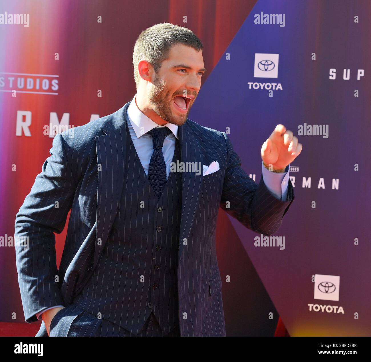 I membri del cast David Corenswet partecipano alla prima del film di fantascienza "Superman" al TCL Chinese Theatre nella sezione di Hollywood di Los Angeles lunedì 7 luglio 2025. Storia: Superman deve riconciliare la sua eredità aliena kryptoniana con la sua educazione umana come reporter Clark Kent. Come incarnazione della verità, della giustizia e del modo umano si ritrova presto in un mondo che li considera antiquati. Superman deve riconciliare la sua eredità aliena kryptoniana con la sua educazione umana come reporter Clark Kent. Come incarnazione della verità, della giustizia e del modo umano che presto si ritrova Foto Stock