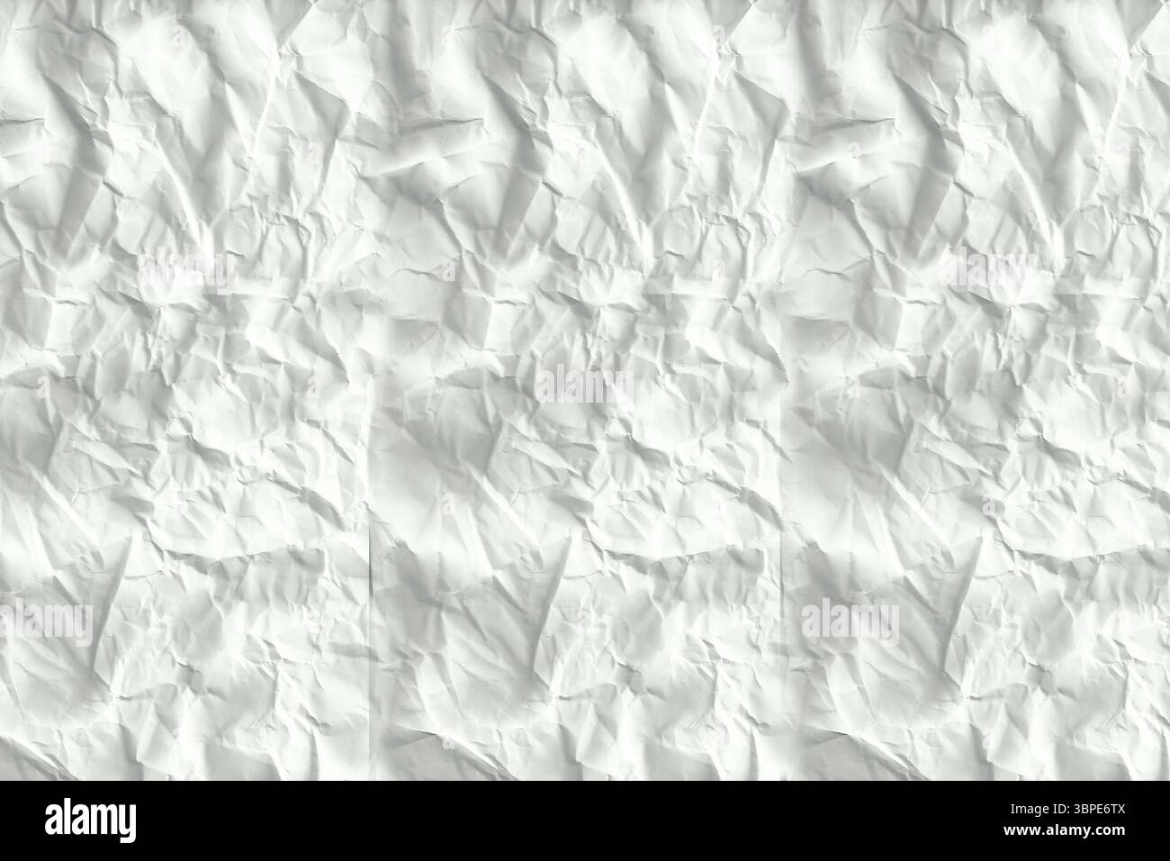 Pagina bianca sgualcita con ampio spazio di copia Foto Stock