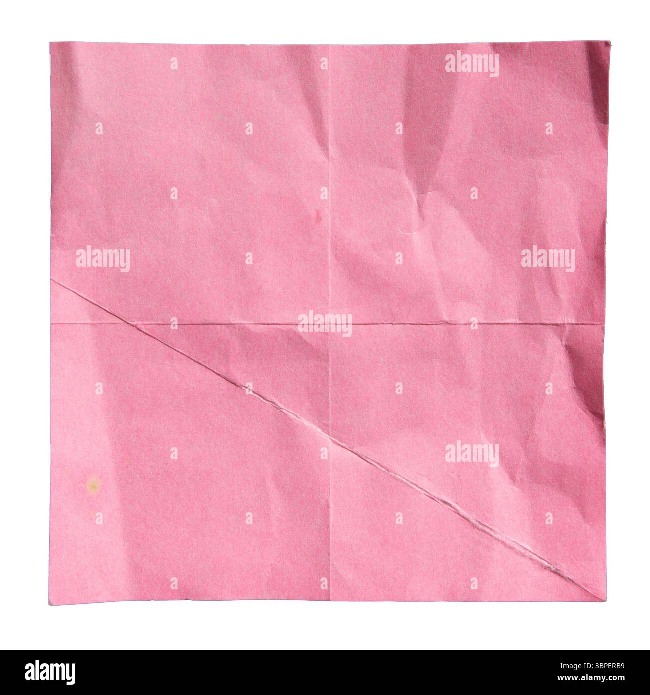 Memo pad rosa piegato e deformato su sfondo bianco con percorso di ritaglio Foto Stock