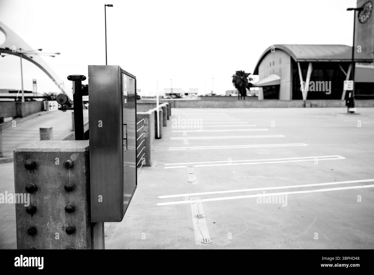 Los Angeles, Stati Uniti - 17 maggio 2016: Attrezzature ed esterni dell'aeroporto di Los Angeles LAX Foto Stock