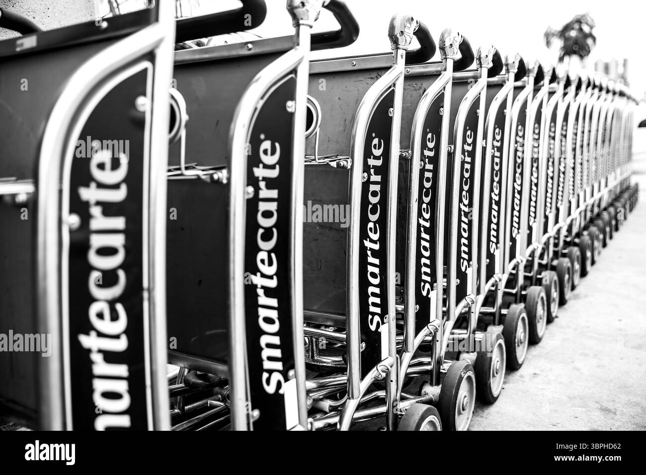 Los Angeles, Stati Uniti - 17 maggio 2016: Attrezzature ed esterni dell'aeroporto di Los Angeles LAX Foto Stock