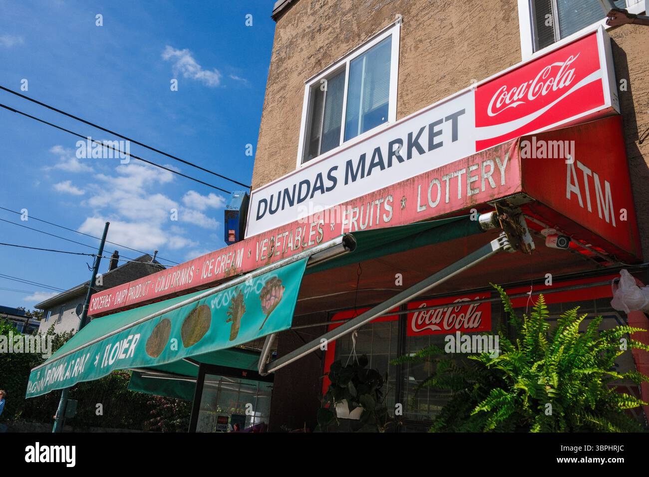 Il mercato di Dundas a Dundas & Prior Street a East Vancouver, BC. Foto Stock