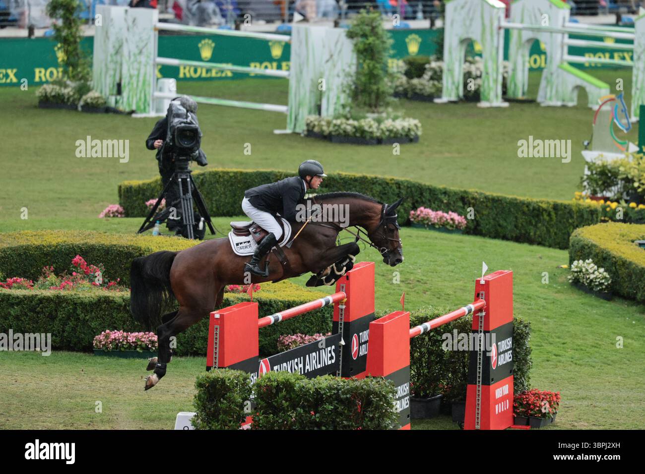 Willem Greve dei Paesi Bassi con Grandorado Tn N.o.P. durante il primo round del Rolex Grand Prix, parte del Rolex Grand Slam di Show Jumping, il Grand Prix di Aquisgrana al CHIO Aachen il 6 luglio 2025, Aquisgrana, Germania (foto di Maxime David - MXIMD Pictures) Foto Stock