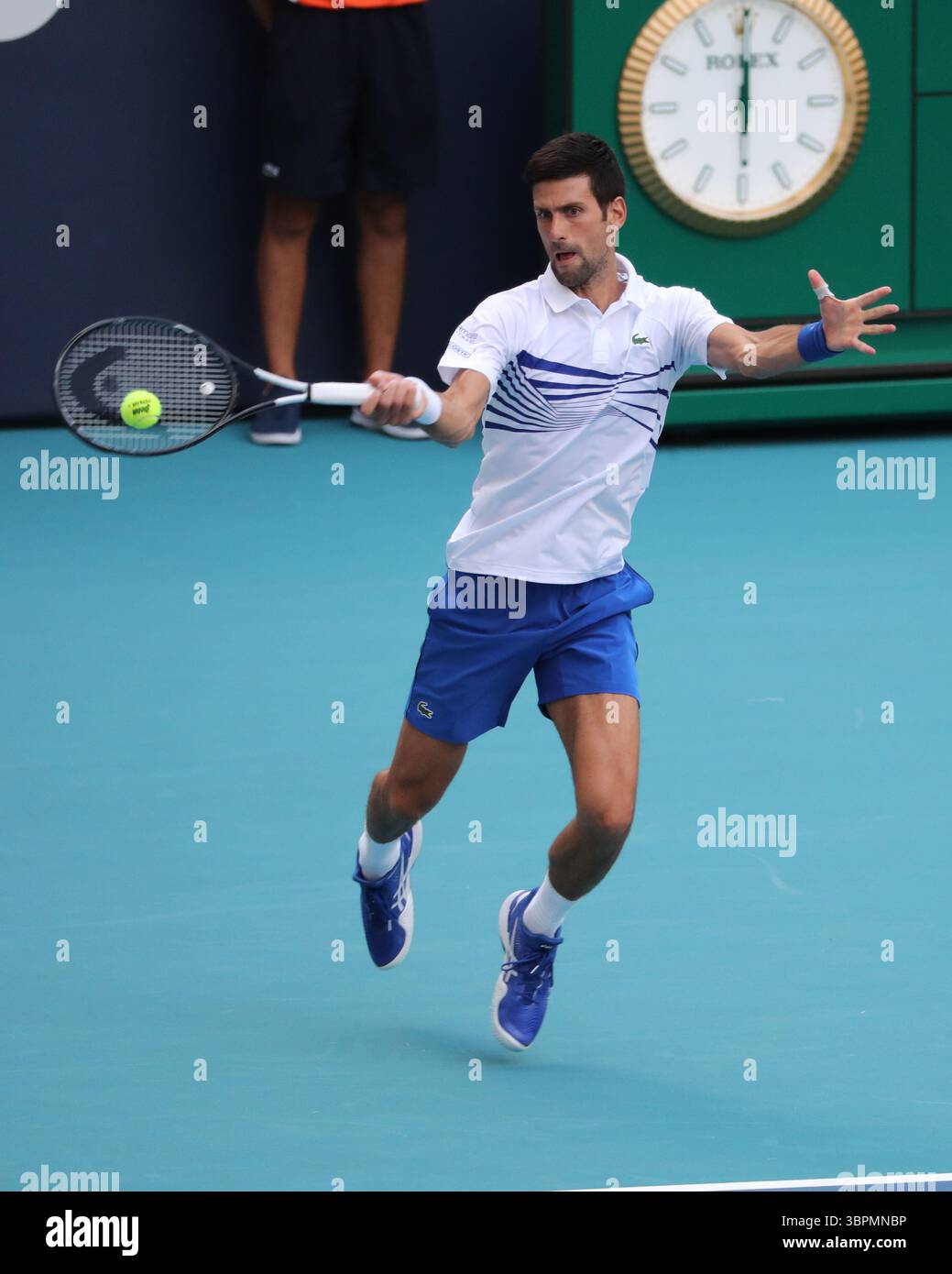 24 marzo 2019, Miami Gardens, Florida, Stati Uniti d'America: MIAMI GARDENS, FLORIDA - 24 MARZO: Novak Djokovic il giorno 7 del Miami Open presentato da Itau all'Hard Rock Stadium il 24 marzo 2019 a Miami Gardens, Florida. (Immagine di credito: © SMG via ZUMA Wire) Foto Stock