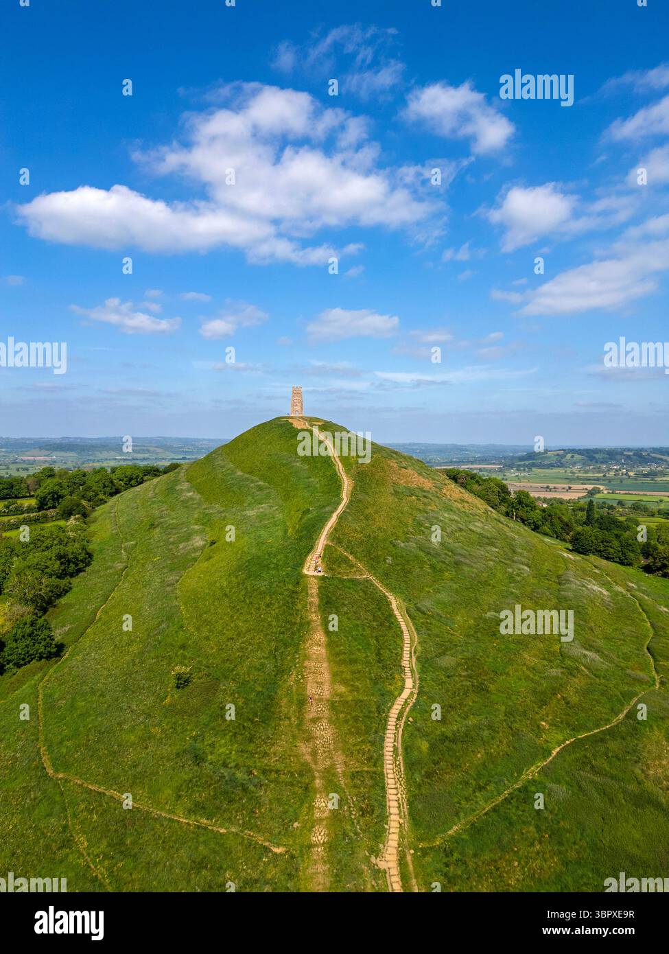 Vista della splendida Glastonbury Tor nel Somerset, Regno Unito. Foto Stock