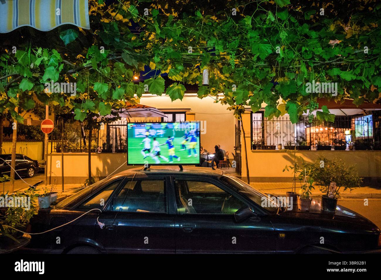 Albania. Tirana. La notte della Coppa del mondo Foto Stock