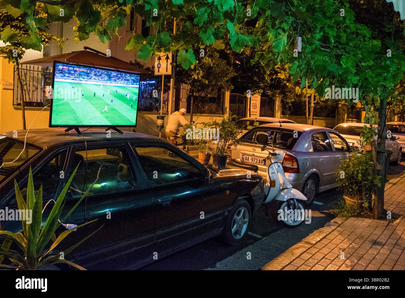 Albania. Tirana. La notte della Coppa del mondo Foto Stock