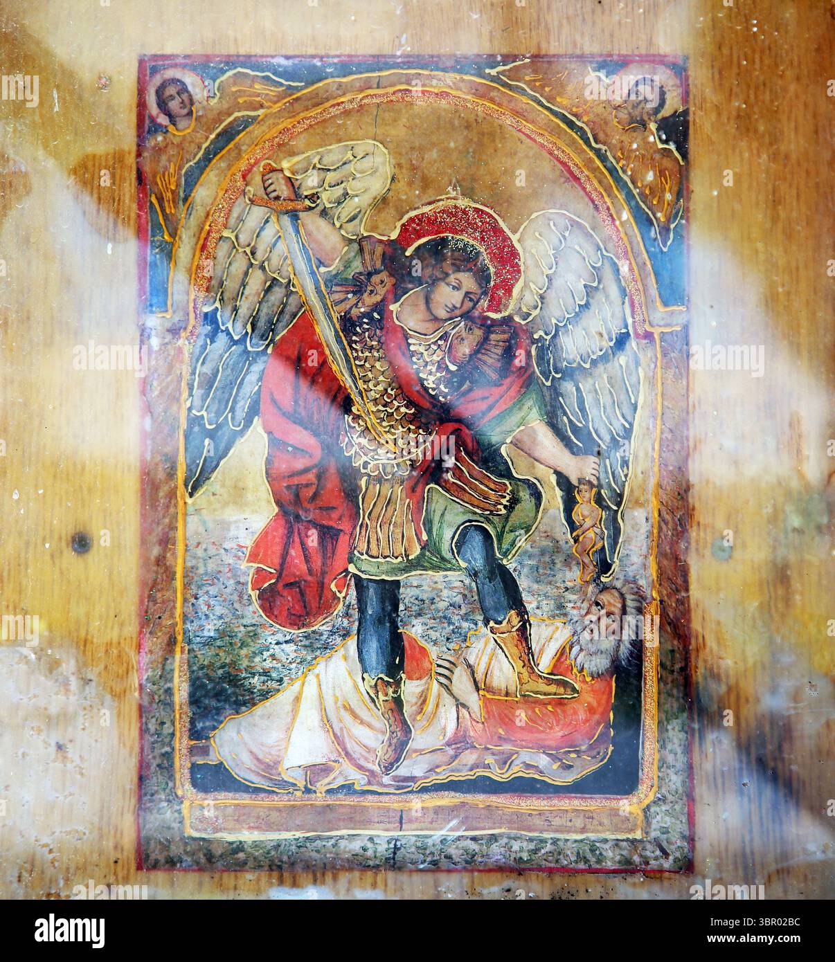 Santuario con l'icona greca dell'Arcangelo Michele presso la chiesa di Agios Nikolas vari-Voula- Vouliagmeni Attica Grecia Foto Stock