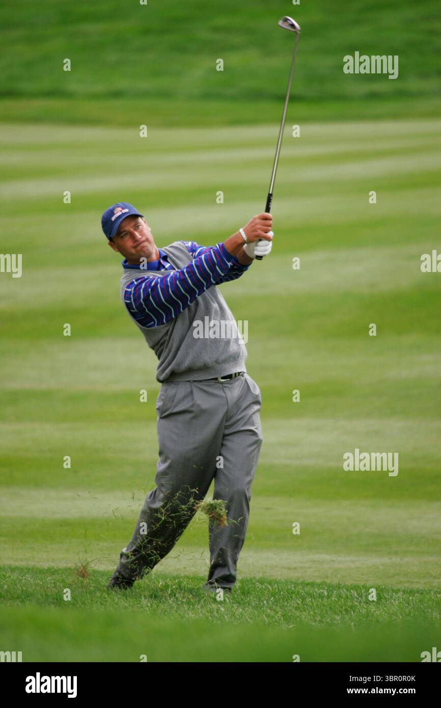 Chris DiMarco 040917/ Oakland Hills GC, Detroit, Michigan, Stati Uniti/ Photo Mark Newcombe/ 2004 35 partite della Ryder Cup le 35 gare della Ryder Cup si sono tenute dal 17 al 19 settembre 2004 all'Oakland Hills Country Club di Bloomfield Township, Michigan, USA. La Ryder Cup è una competizione di golf biennale tra squadre europee e statunitensi, e l'edizione 2004 è ricordata per i suoi momenti drammatici e l'intensa rivalità tra le due squadre Foto Stock
