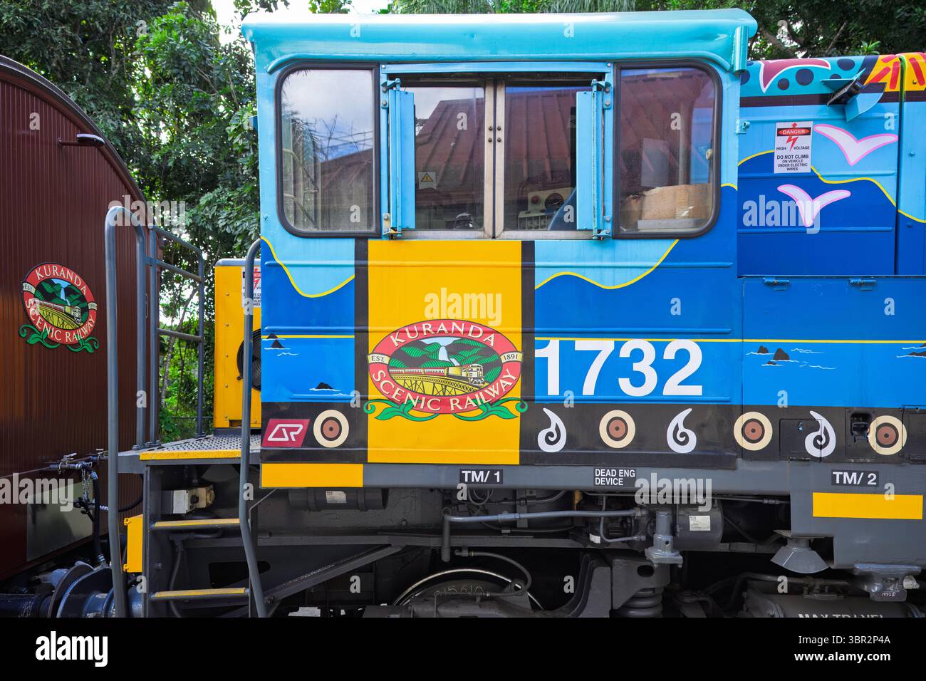 Kuranda, Queensland, Australia - 4 luglio 2025: Treno panoramico di Kuranda, treno carrozza, popolare attrazione turistica viaggio in treno Foto Stock