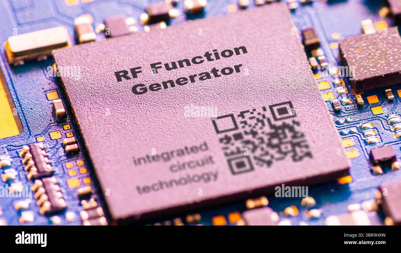 IC generatore di funzioni RF per la generazione di varie funzioni matematiche come forme d'onda RF. Circuiti integrati Foto Stock