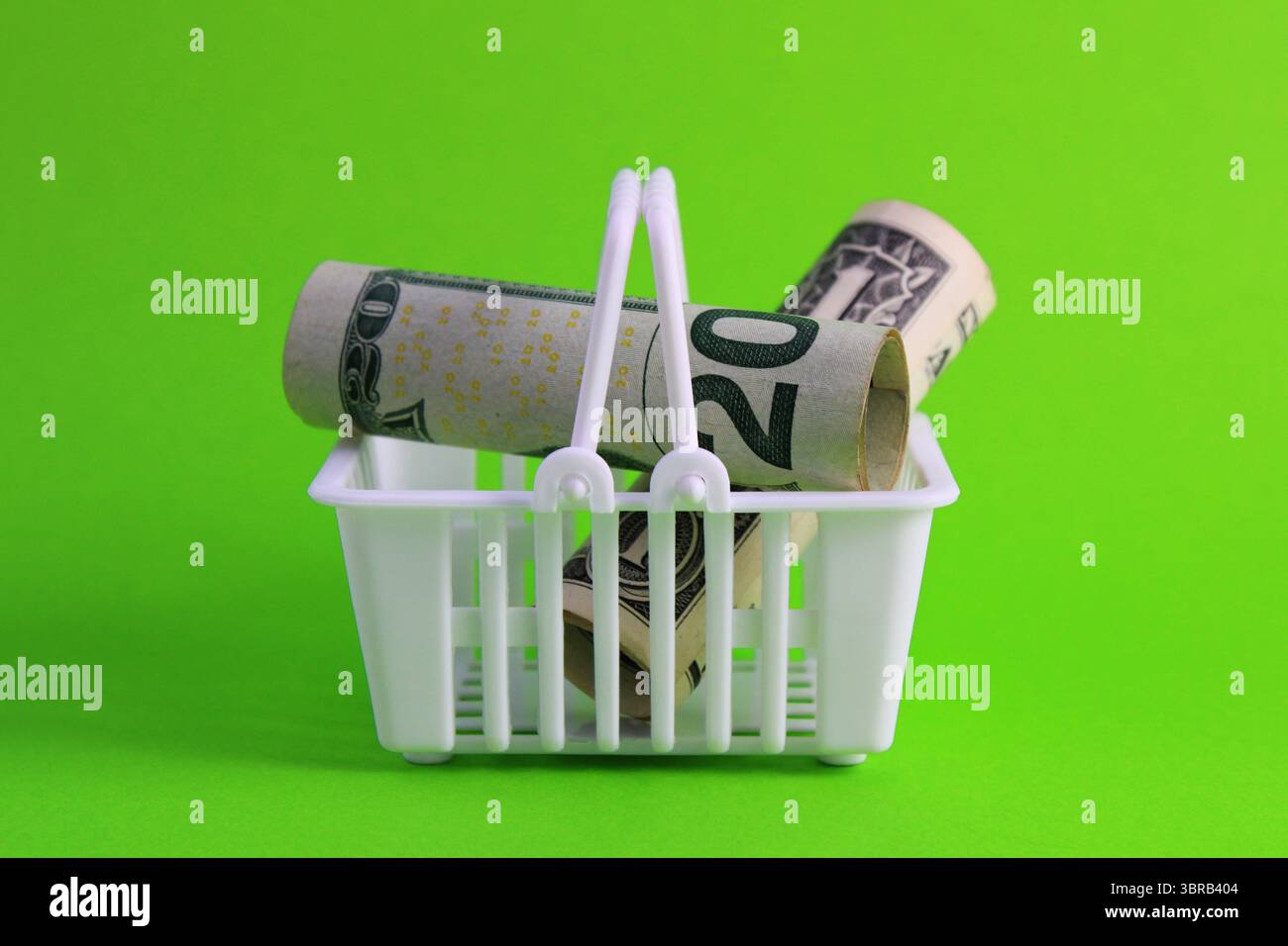 Prezzo del cestino per alimenti di base Foto Stock