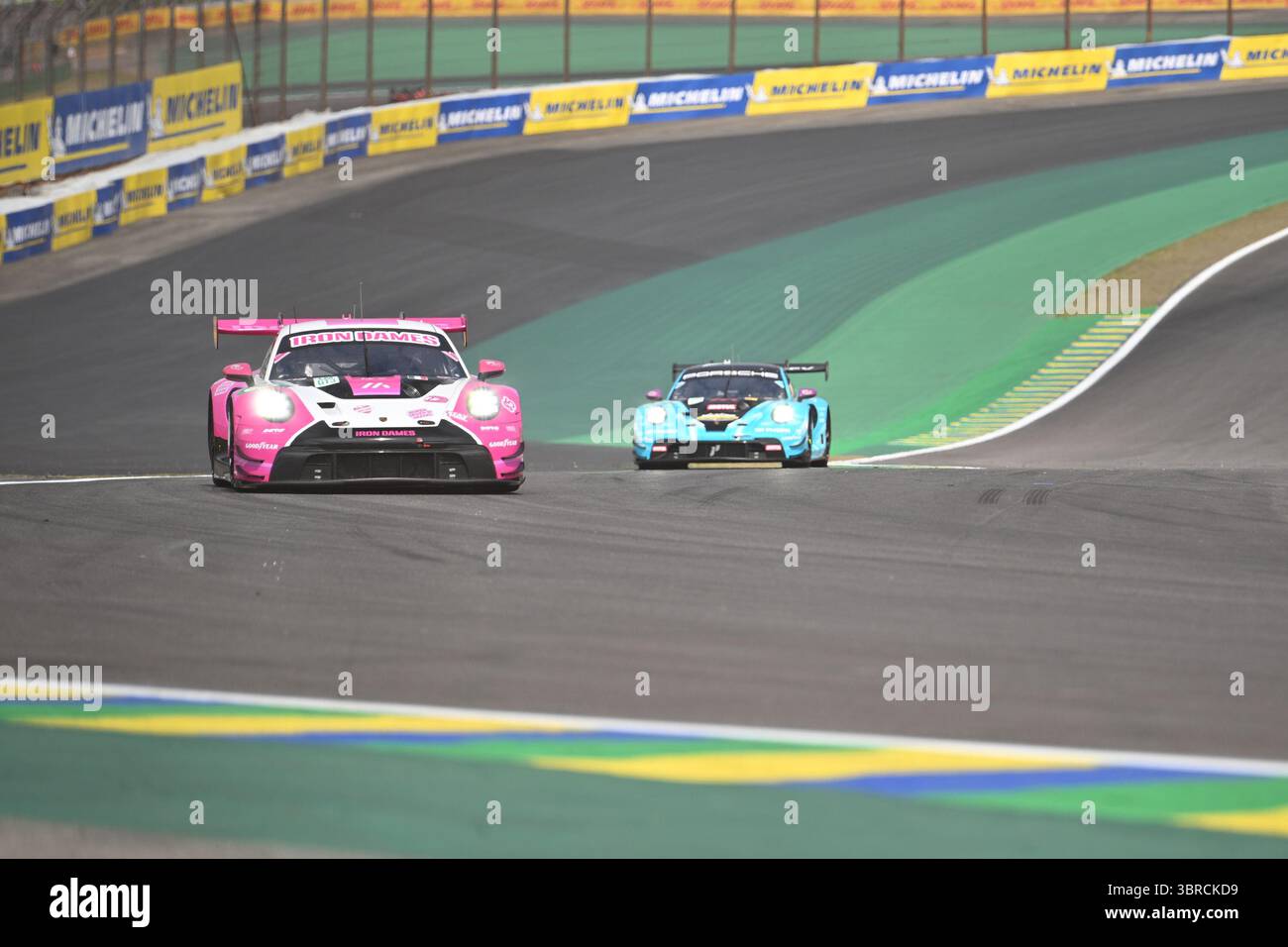 San Paolo, Brasile. 11 luglio 2025. SAN PAOLO, BRASILE - 11 LUGLIO: Durante le prove libere del FIA World Endurance Championship 6 ore di San Paolo 2025 a Autódromo José Carlos Pace l'11 luglio 2025, a San Paolo, Brasile. (Foto di Leandro Bernardes/PxImages) credito: PX Images/Alamy Live News Foto Stock