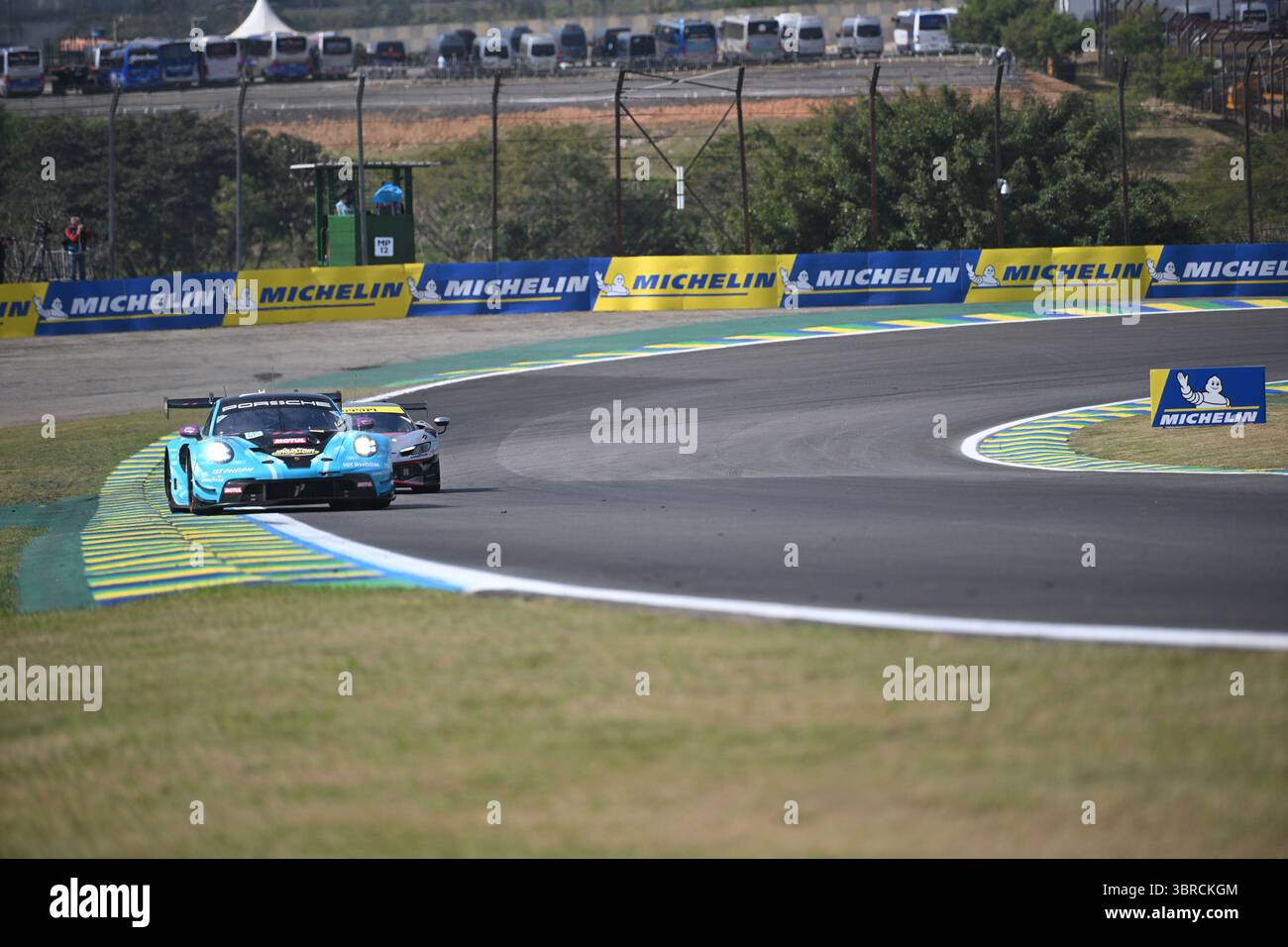 San Paolo, Brasile. 11 luglio 2025. SAN PAOLO, BRASILE - 11 LUGLIO: Prove libere del FIA World Endurance Championship 6 ore di San Paolo 2025 a Autódromo José Carlos Pace l'11 luglio 2025 a San Paolo, Brasile. (Foto di Leandro Bernardes/PxImages) credito: PX Images/Alamy Live News Foto Stock
