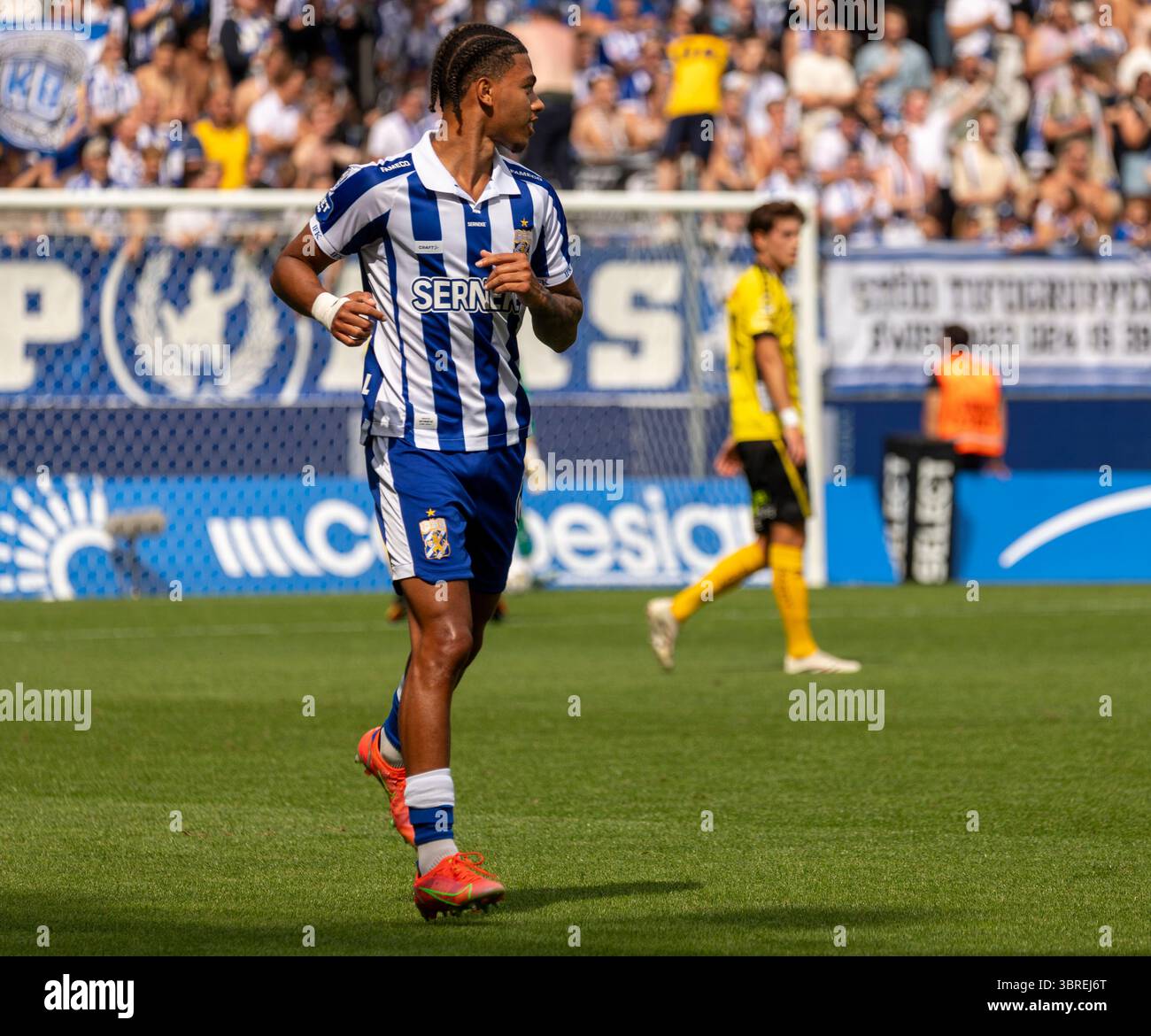 Gothenburg, Svezia. 12 luglio 2025. Momento nel primo tempo della partita tra IFK Gothenburg e IF Elfsborg in Allsvenskan a Gamla Ullevi. Crediti: Per Ljung/Alamy Live News Foto Stock