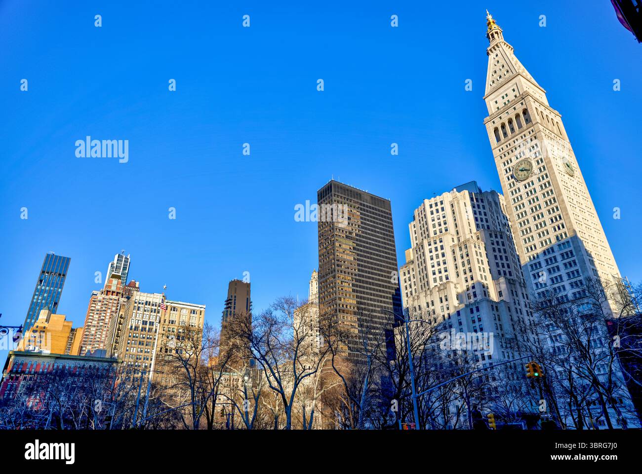 New York, New York - 18 febbraio 2022: Paesaggi stradali e condomini per le strade di New York Foto Stock