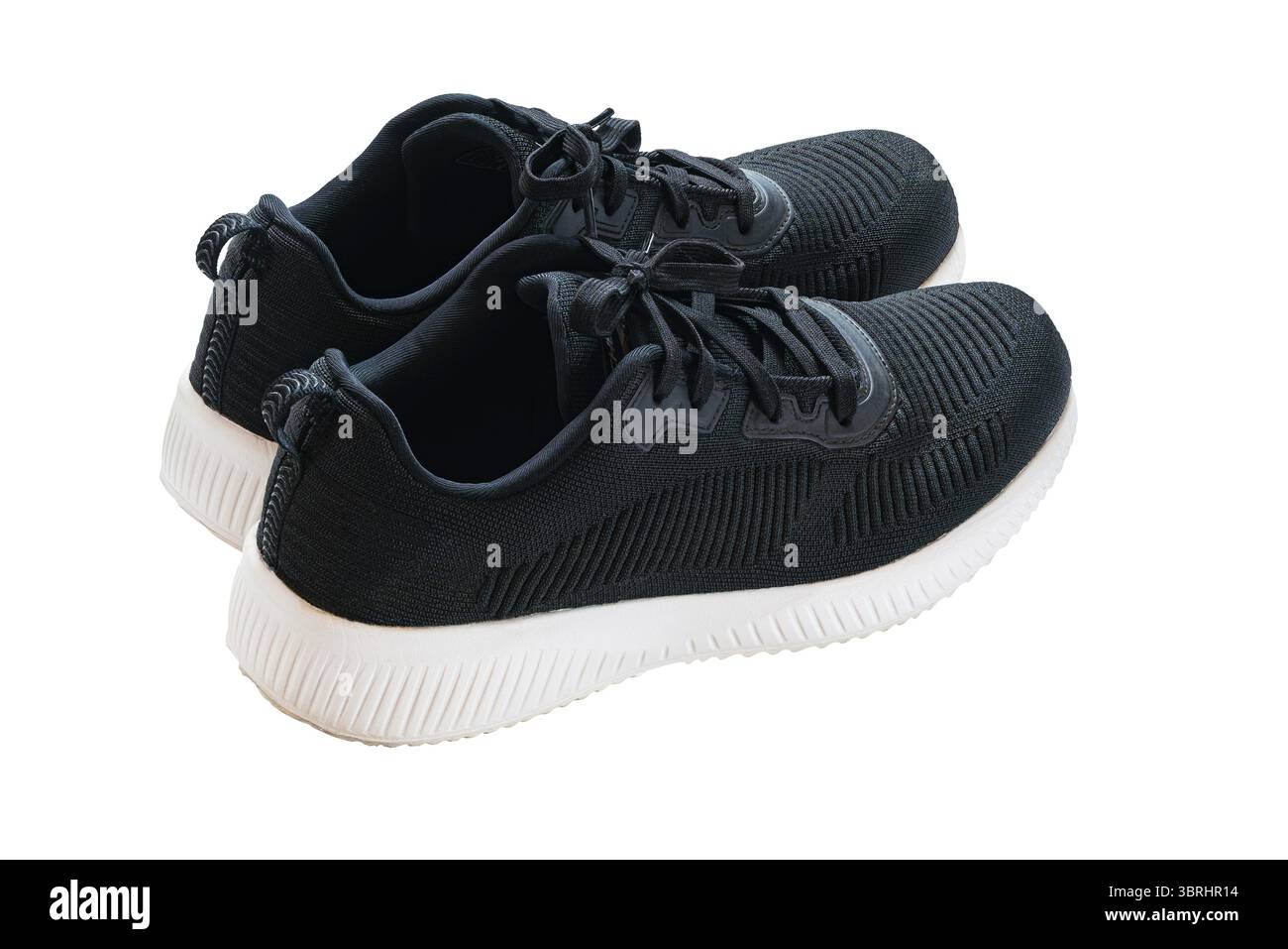 Sneaker alla moda blu intenso con lacci di scarpe isolate su sfondo bianco con percorso di ritaglio, vista ad angolo alto, primo piano, formato orizzontale Foto Stock