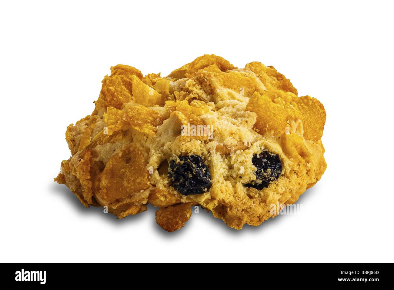 Una deliziosa cottura fatta in casa con scaglie di mais croccanti, isolata su sfondo bianco con percorso di ritaglio Foto Stock