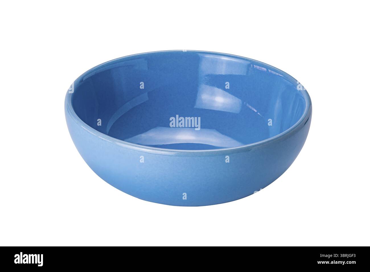 Svuotare il recipiente in ceramica blu isolato su sfondo bianco con percorso di ritaglio. Vista ad angolo elevato del contenitore blu profondo isolato Foto Stock