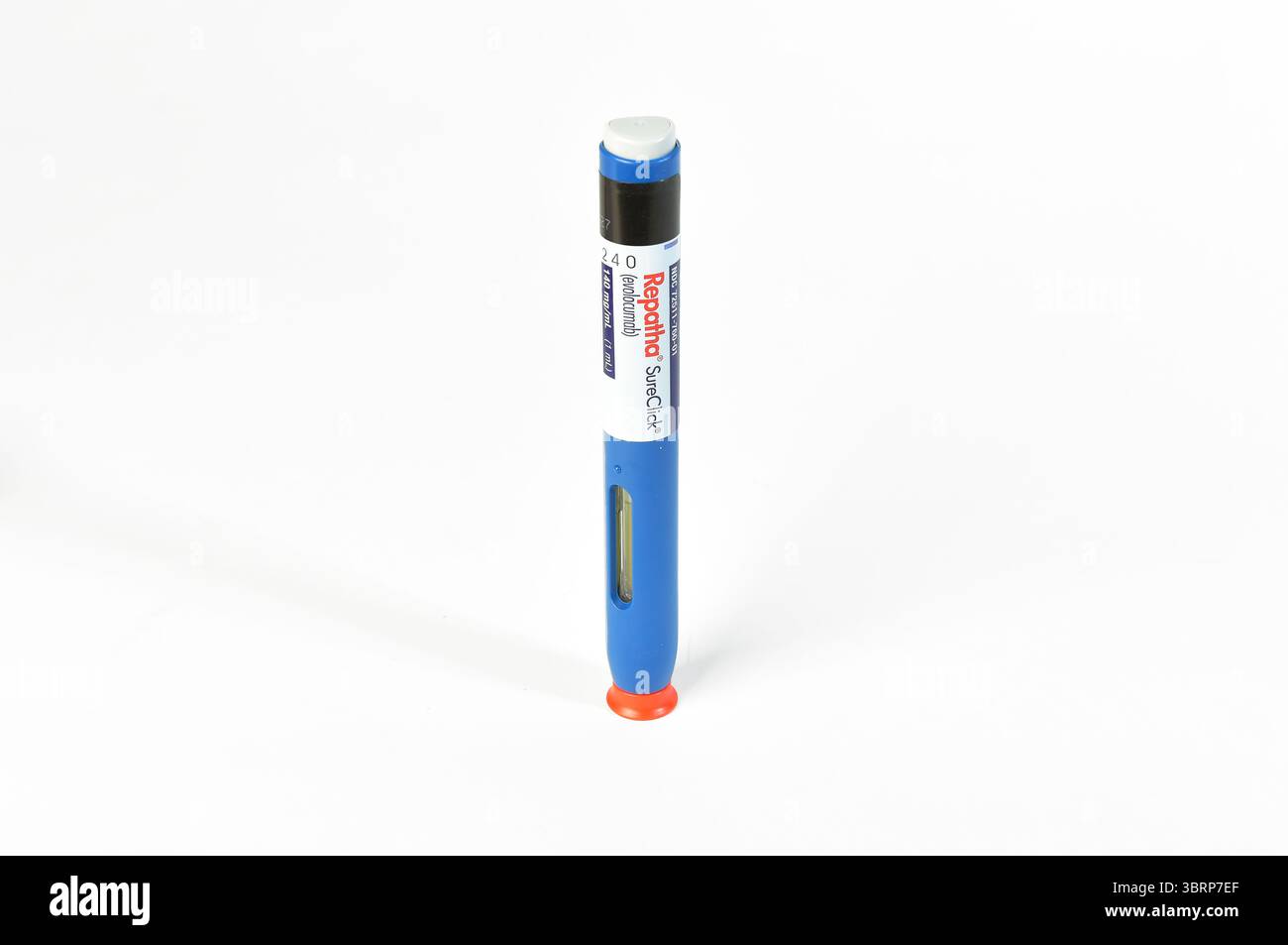 Confezione e penna per iniezione per il farmaco da prescrizione Repatha (Evolocumab), un farmaco iniettabile per controllare il colesterolo alto. Foto Stock