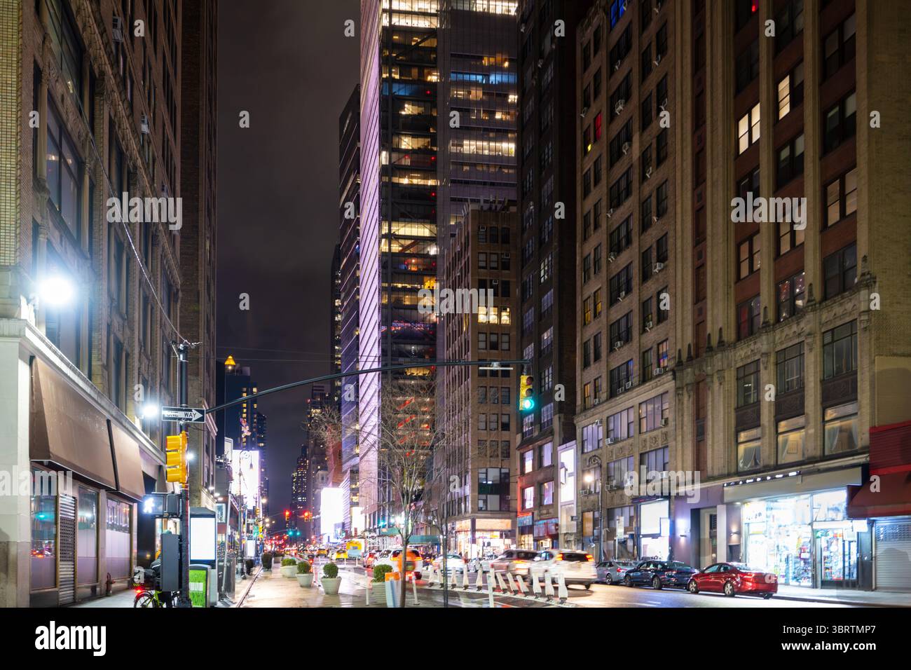 New York Avenue in una serata invernale Foto Stock