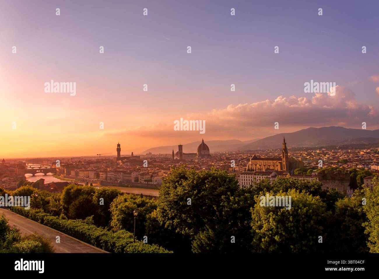 Burning Sky sopra Firenze Foto Stock