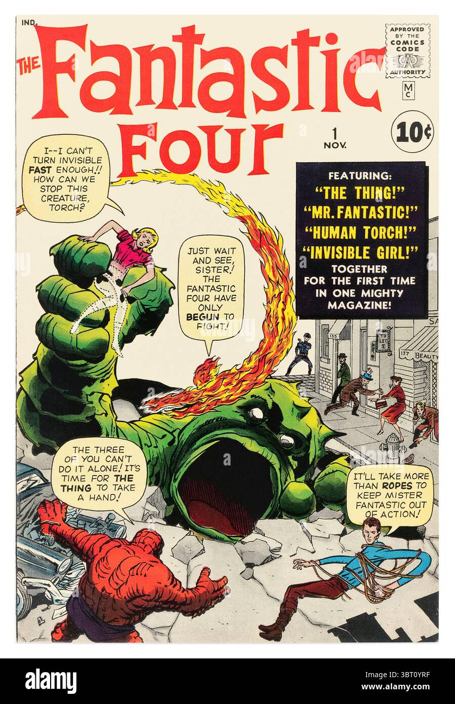 La copertina del fumetto Fantastic Four n. 1 dell'artista americano Jack Kirby (1917-1994) e dello scrittore/editore Stan Lee (1922-2018) pubblicato nel novembre 1961 il primo fumetto pubblicato sotto il nome Marvel debuttando nella prima squadra di supereroi: Mister Fantastic, Invisible Girl, Human Torch e The Thing Battling Giganto. Un'edizione venduta per USD2,04 milioni di dollari nel 2024. Foto Stock