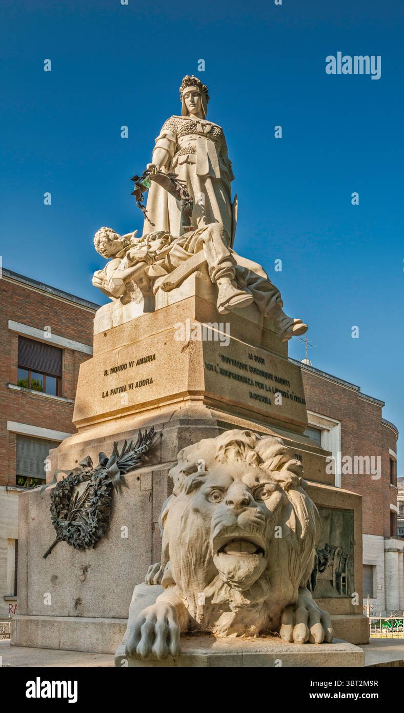 Monumento all'indipendenza e alla libertà d'Italia in Piazza Anita Garibaldi a Ravenna, regione Emilia-Romagna, Italia Foto Stock
