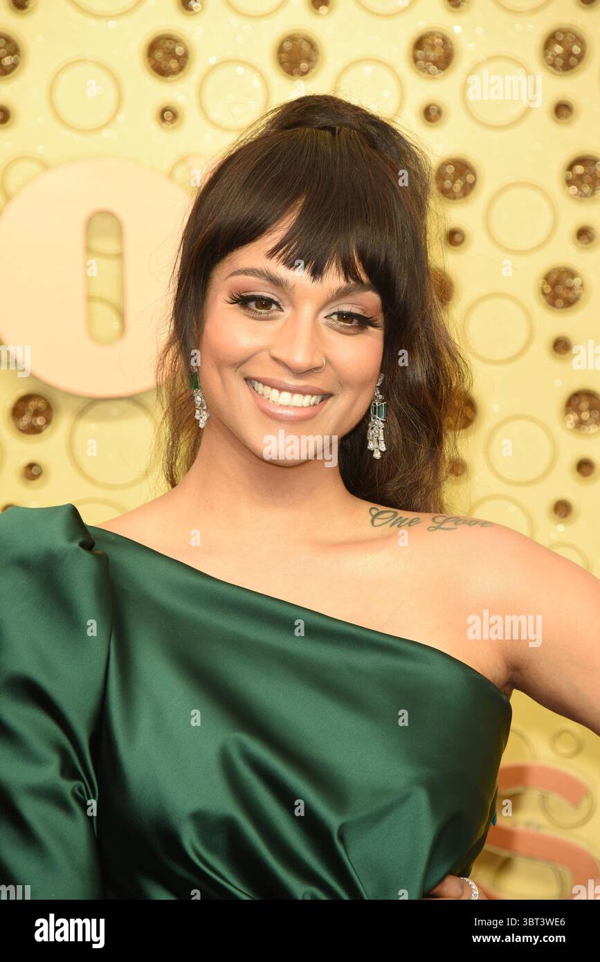 22 settembre 2019, Los Angeles, CA, Stati Uniti: LOS ANGELES - 22 settembre: Lilly Singh ai Primetime Emmy Awards - arrivi al Microsoft Theater il 22 settembre 2019 a Los Angeles, CA (Credit Image: © Kathy Hutchins via ZUMA Wire) Foto Stock