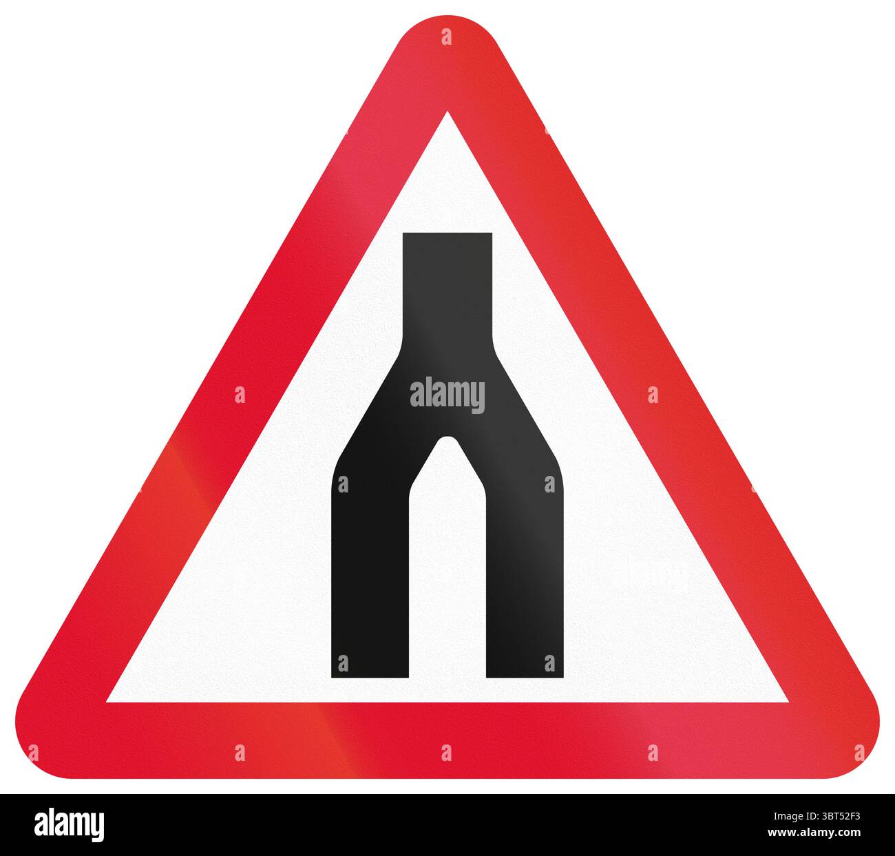 Segnale stradale di avvertenza cinese utilizzato solo a Hong Kong - fine carreggiata doppia. Foto Stock