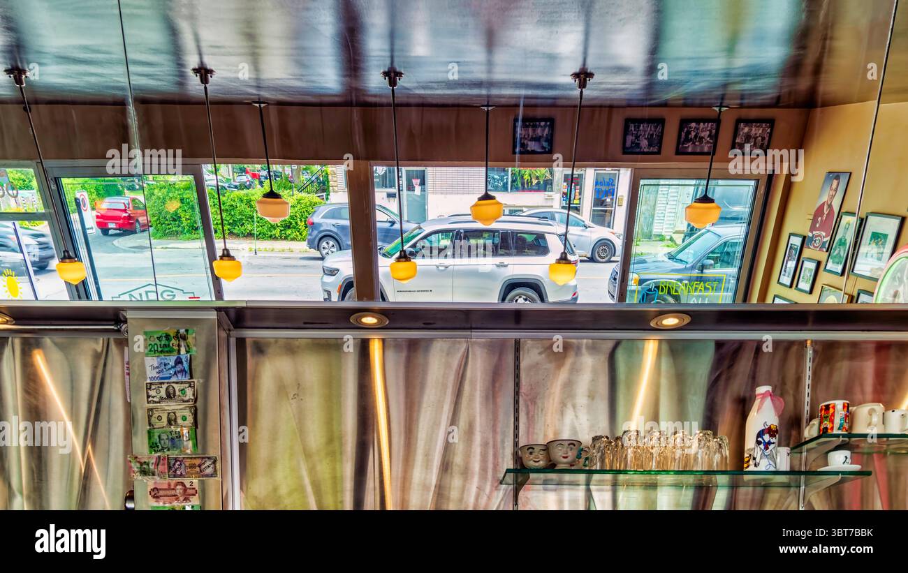 Vista sullo specchietto retrovisore Foto Stock