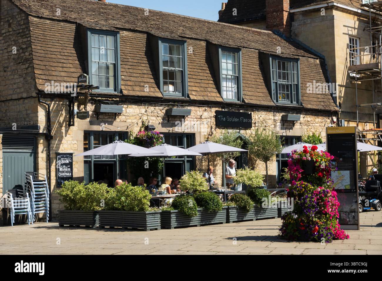 The Golden Fleece Public House, Sheep Market, Stamford, South Kesteven, Lincolnshire, Inghilterra Foto Stock