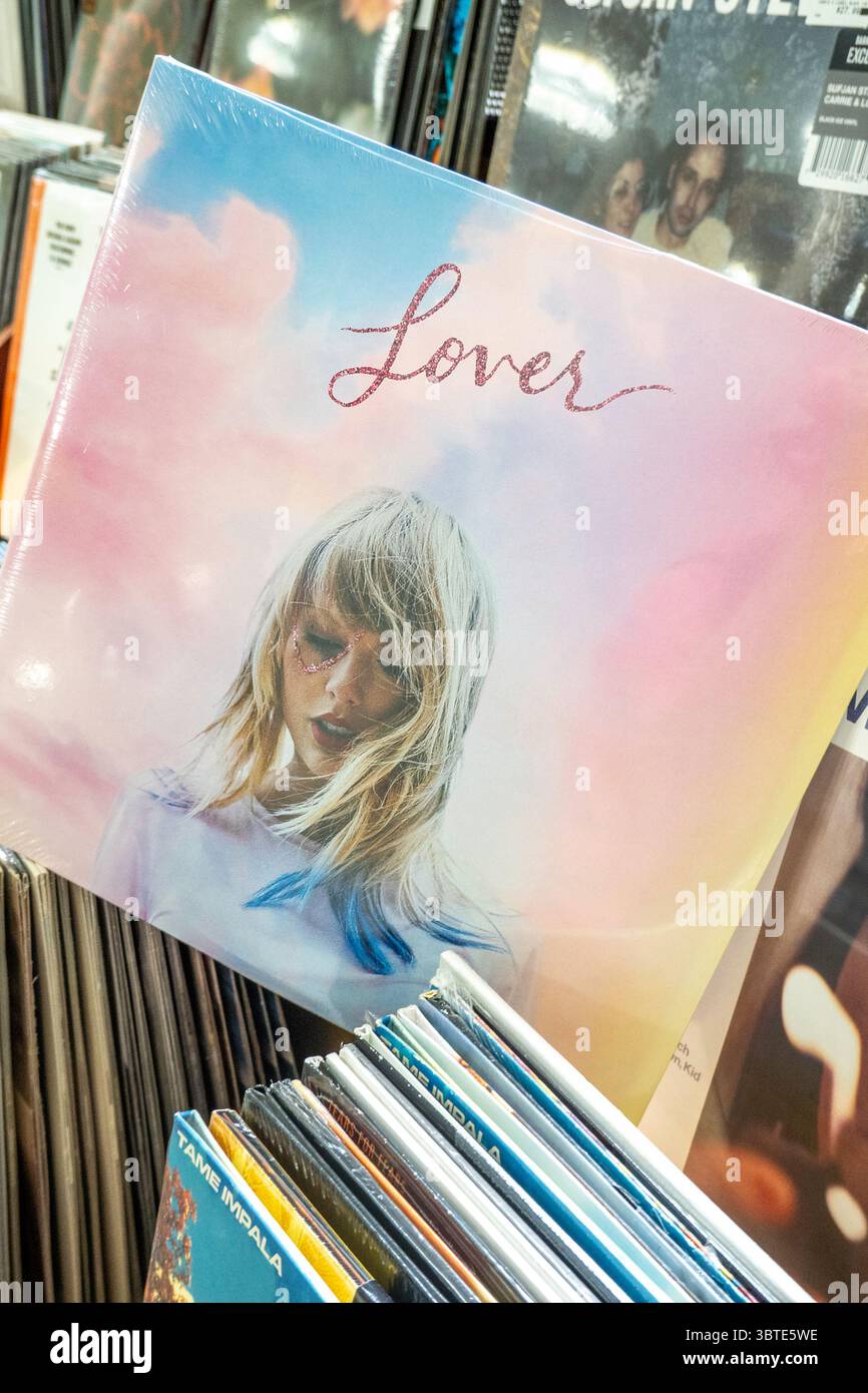 Barnes & Noble Booksellers su Union Square offre una vasta selezione di articoli, New York City, USA 2025 Foto Stock