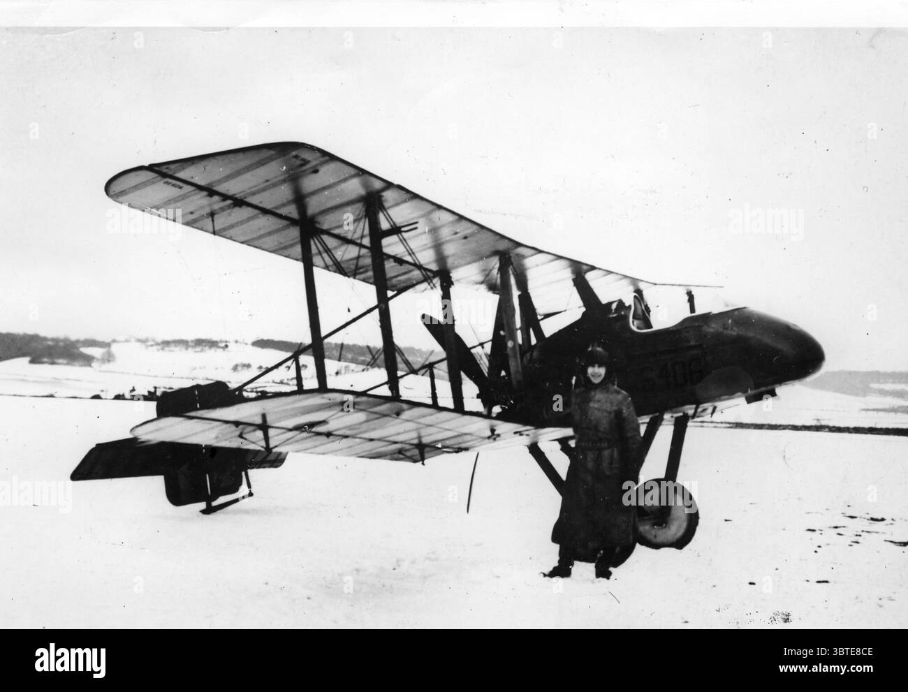 Il biplano Royal Aircraft Factory FE8 . Il F.E.8 era un biplano equi-span a due vani con una navicella a fusoliera corta per alloggiare il cannone. Visto qui in inverno su una pista innevata . Foto Stock