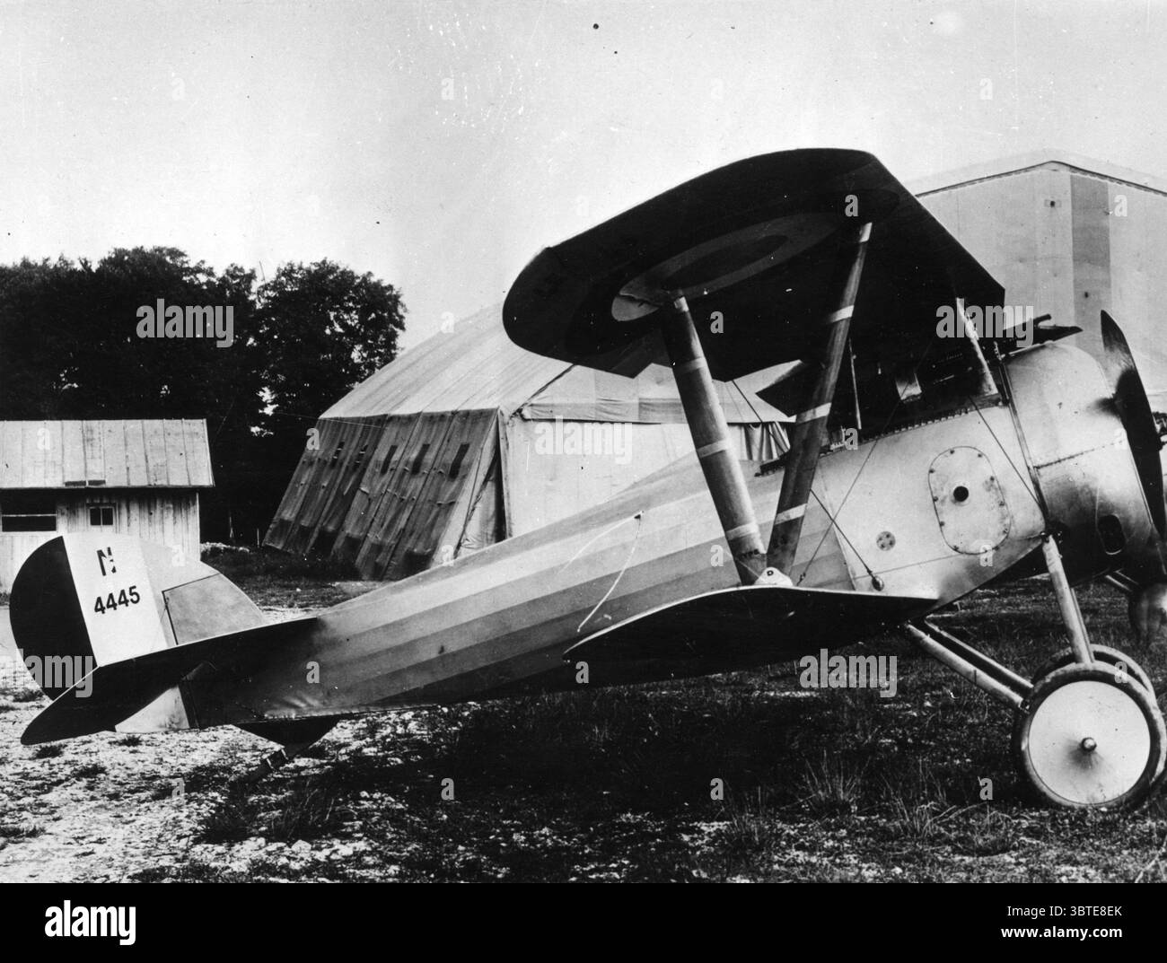 Biplano da caccia Nieuport utilizzato dagli Alleati durante la prima guerra mondiale. Foto Stock
