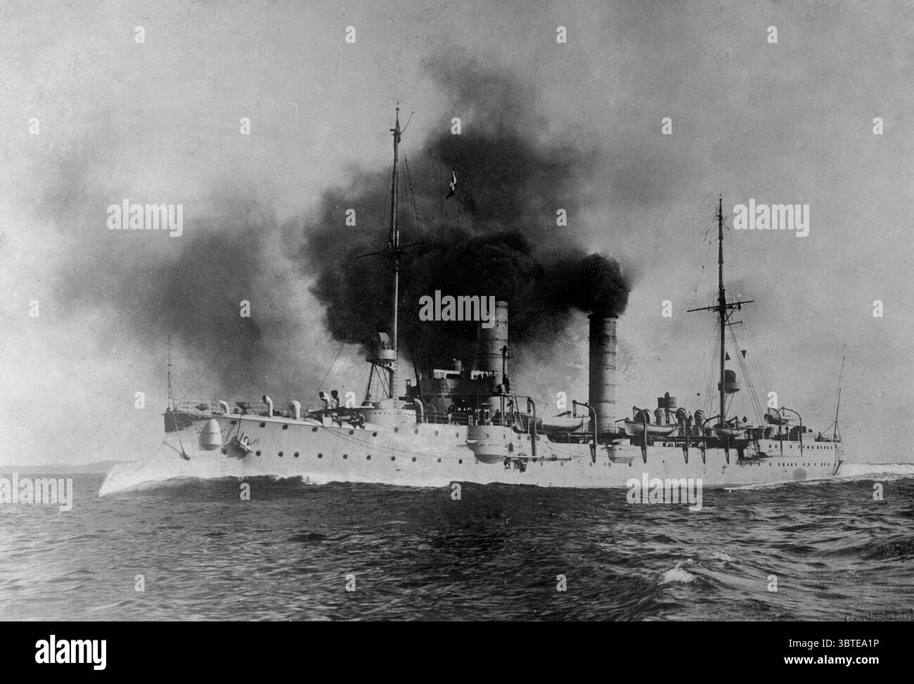 Marina imperiale tedesca . Corazzata SMS Undine - incrociatore leggero a gazzella classe 1914 *** didascalia locale *** Classe incrociatore leggero a gazzella Foto Stock