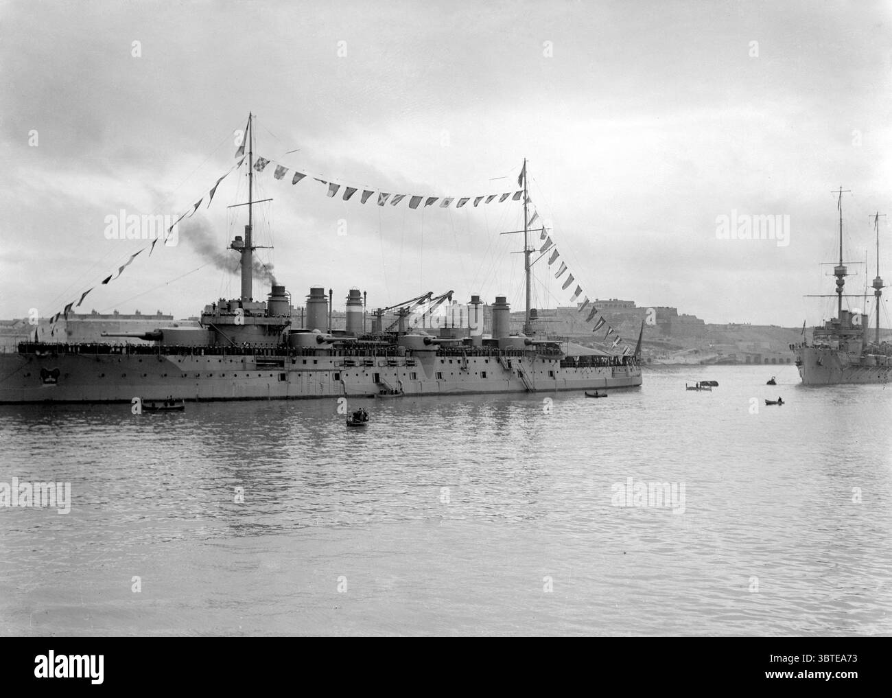 Marina francese . Dreadnought francese della classe Courbet . 1914 Foto Stock