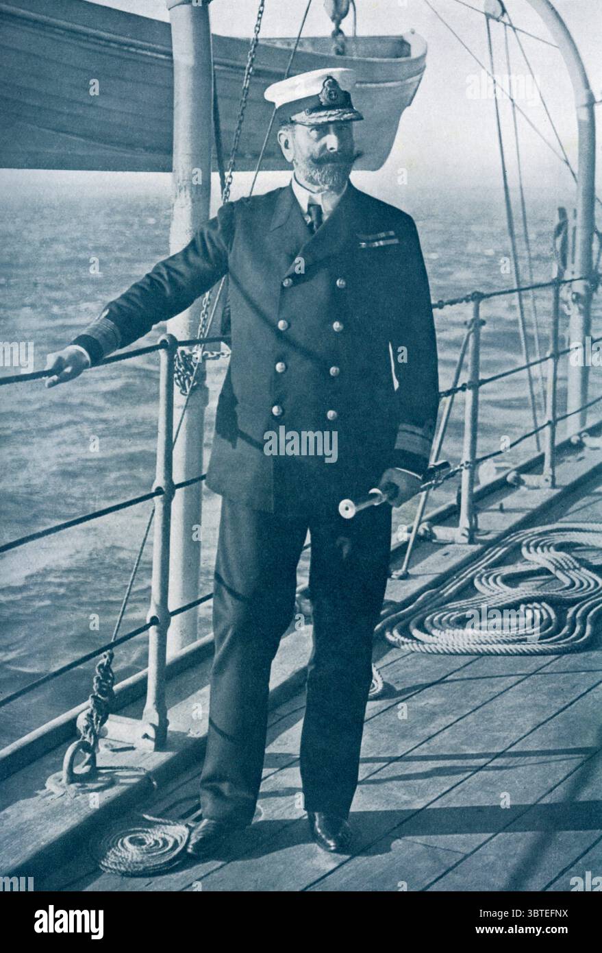 Ammiraglio della flotta Louis Alexander Mountbatten , i marchese di Milford Haven : 24 maggio 1854 - 11 settembre 1921 , visto qui sulla sua nave ammiraglia dopo essere stato nominato First Sea Lord , il più anziano ufficiale in uniforme dello staff navale britannico 6 dicembre 1912 Foto Stock