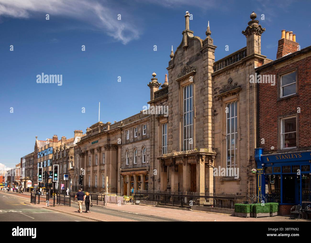 Regno Unito, Inghilterra, Cumbria, Carlisle, Lowther Street, anni '1840, Chiesa Congregazionale ed edifici storici Foto Stock