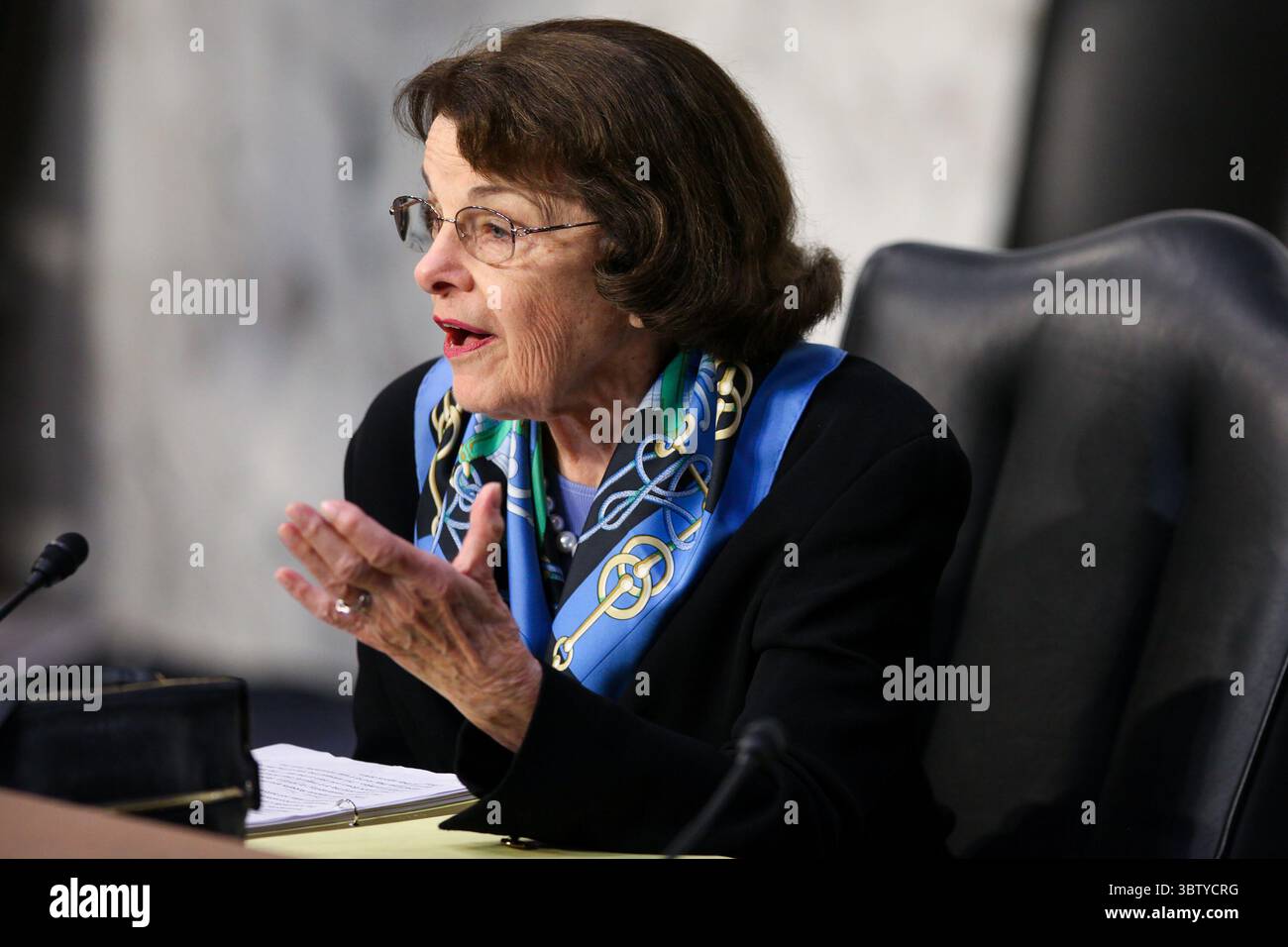 14 ottobre 2020, Washington, Distretto di Columbia, USA: La senatrice degli Stati Uniti Dianne Feinstein (Democratica della California), membro della classifica, il comitato giudiziario del Senato degli Stati Uniti interroga il presidente Donald Trumpâ€™s Suprema Court candidata giudice Amy Coney Barrett durante il terzo giorno della sua audizione di conferma della Commissione giudiziaria del Senato mercoledì 14 ottobre 2020 (immagine di credito: © Bonnie Cash - Pool via CNP/CNP via ZUMA Wire) Foto Stock