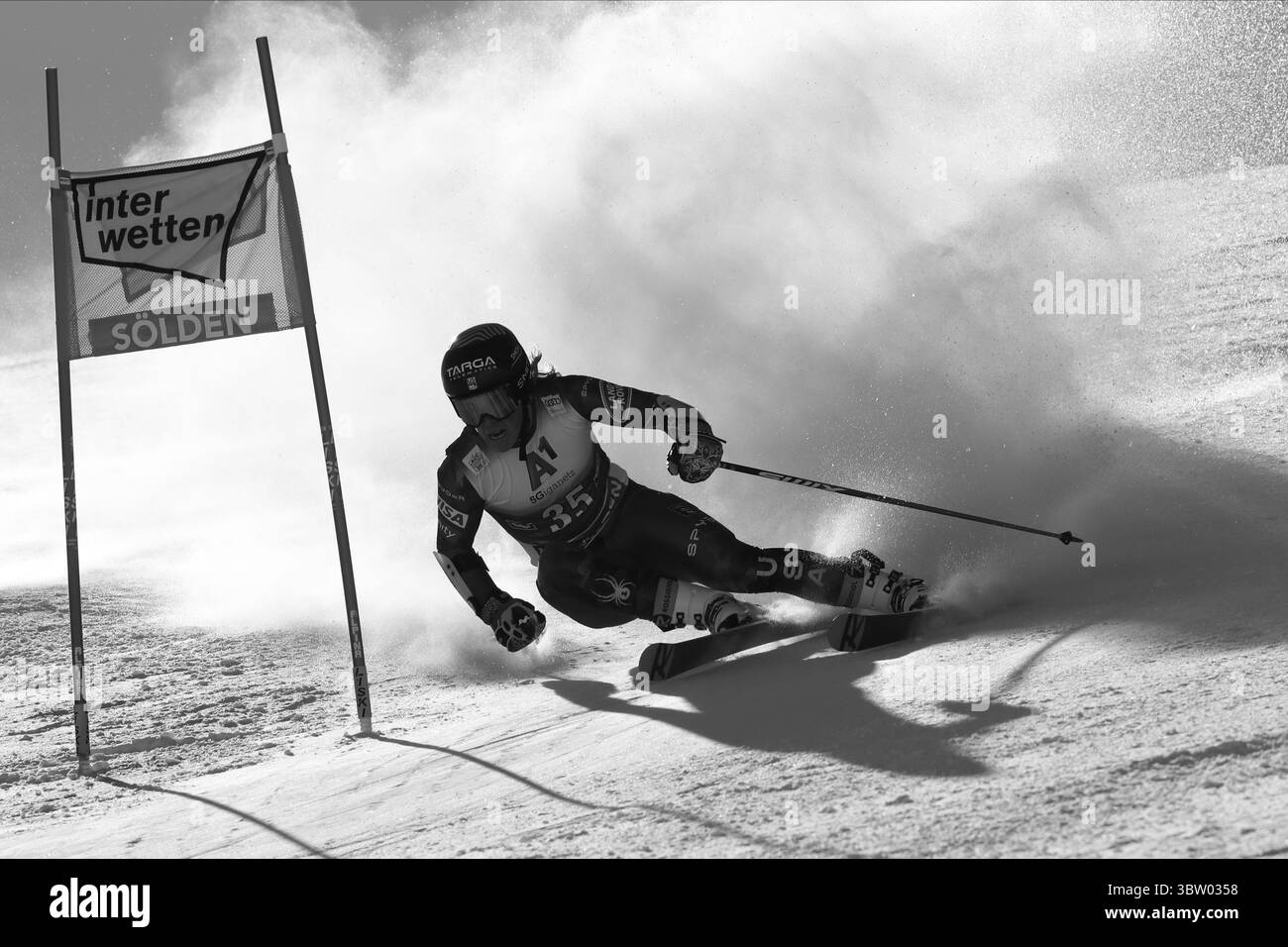 SOELDEN, AUSTRIA. 18 OTTOBRE 2020: 1st Men's Giant Slalom come parte della Coppa del mondo di sci alpino a Solden il 18 ottobre 2020; Run 1, (foto di Pierre Teyssot/ESPA-Images) (Credit Image: &Copy; ESPA Photo Agency/CSM via ZUMA Wire) Foto Stock
