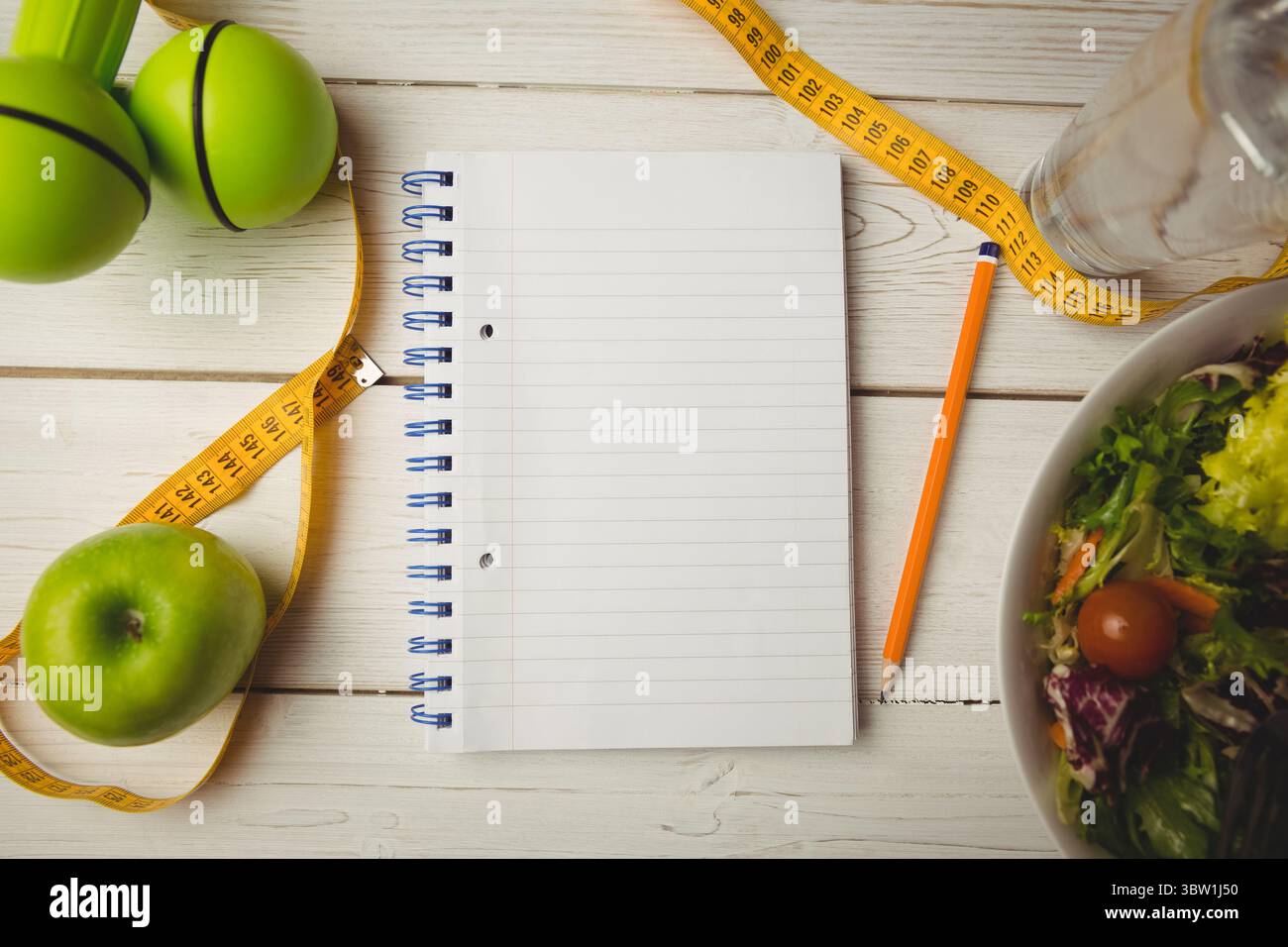 Blocco note con indicatori di uno stile di vita sano Foto Stock