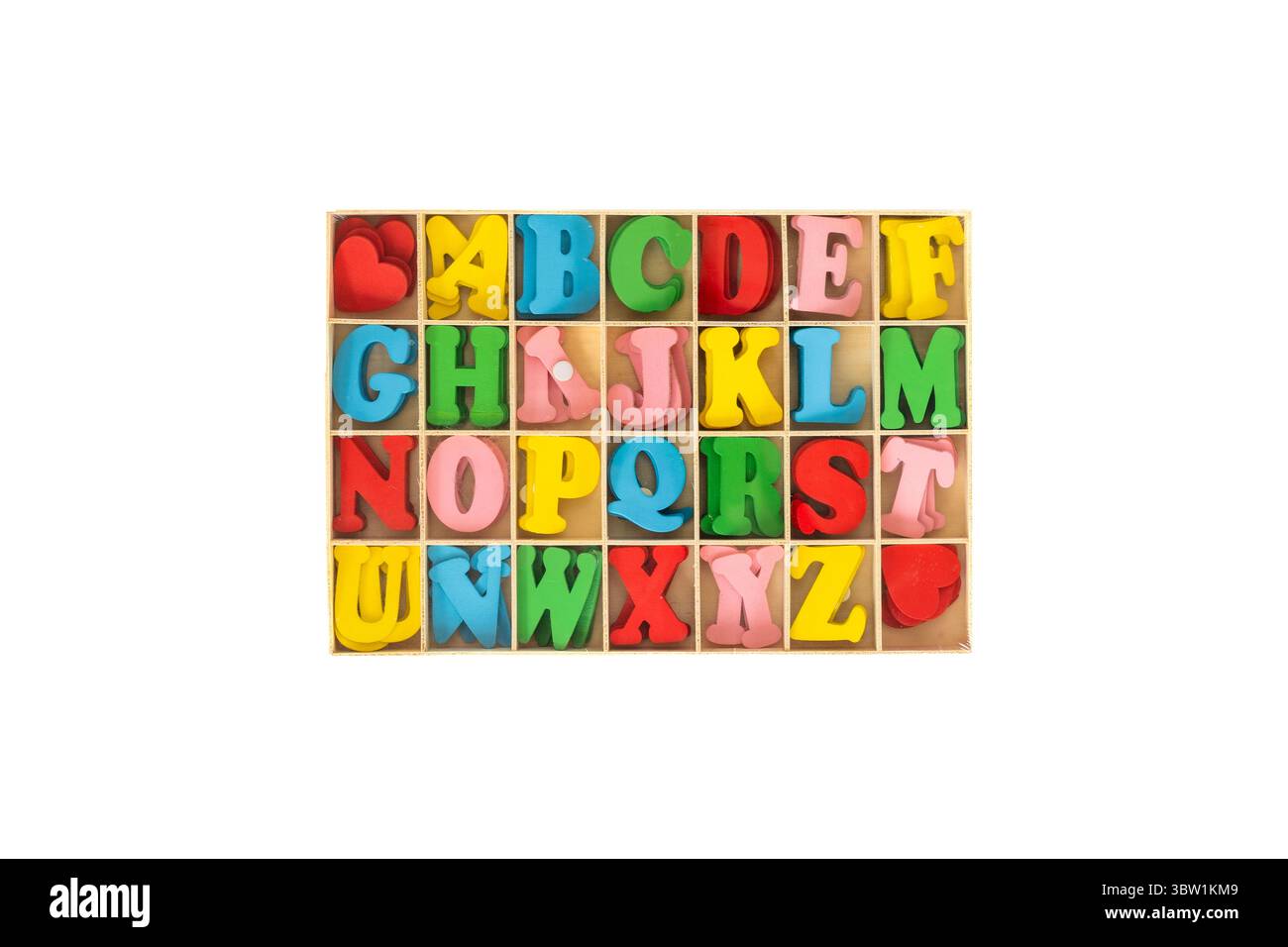 Lettere alfabetiche colorate in legno in scatola per l'educazione dei bambini Foto Stock