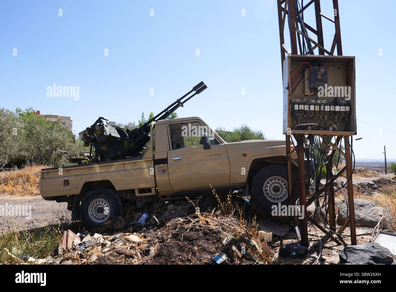 Le forze di sicurezza siriane si schierano nella città drusa di Sweida per proteggere i civili Foto Stock