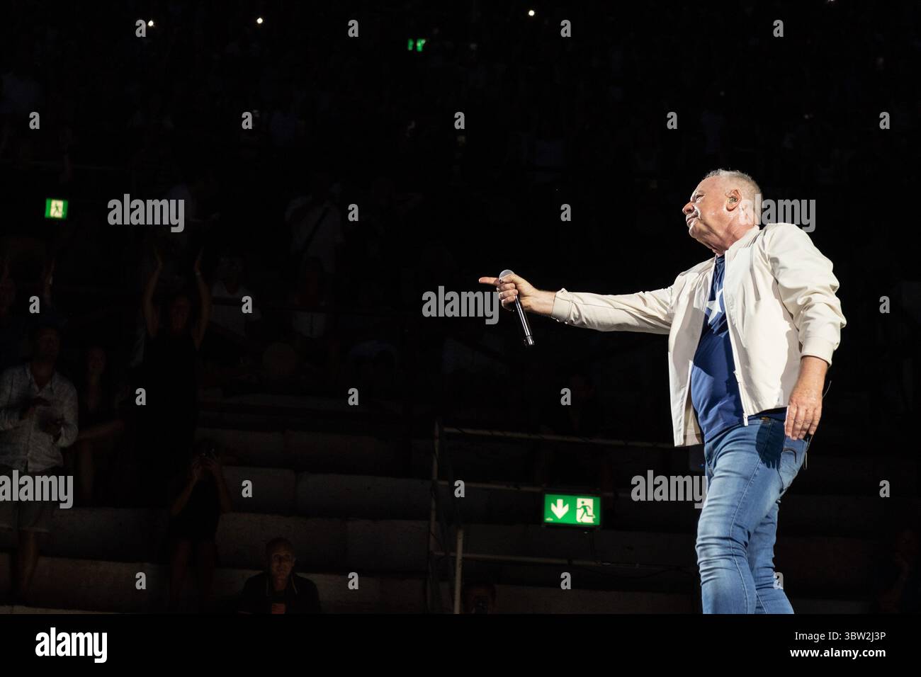 Arena, Verona, Italia, 15 luglio 2025, Jim Kerr (Simple Minds) durante Simple Minds - Concerto musicale Foto Stock